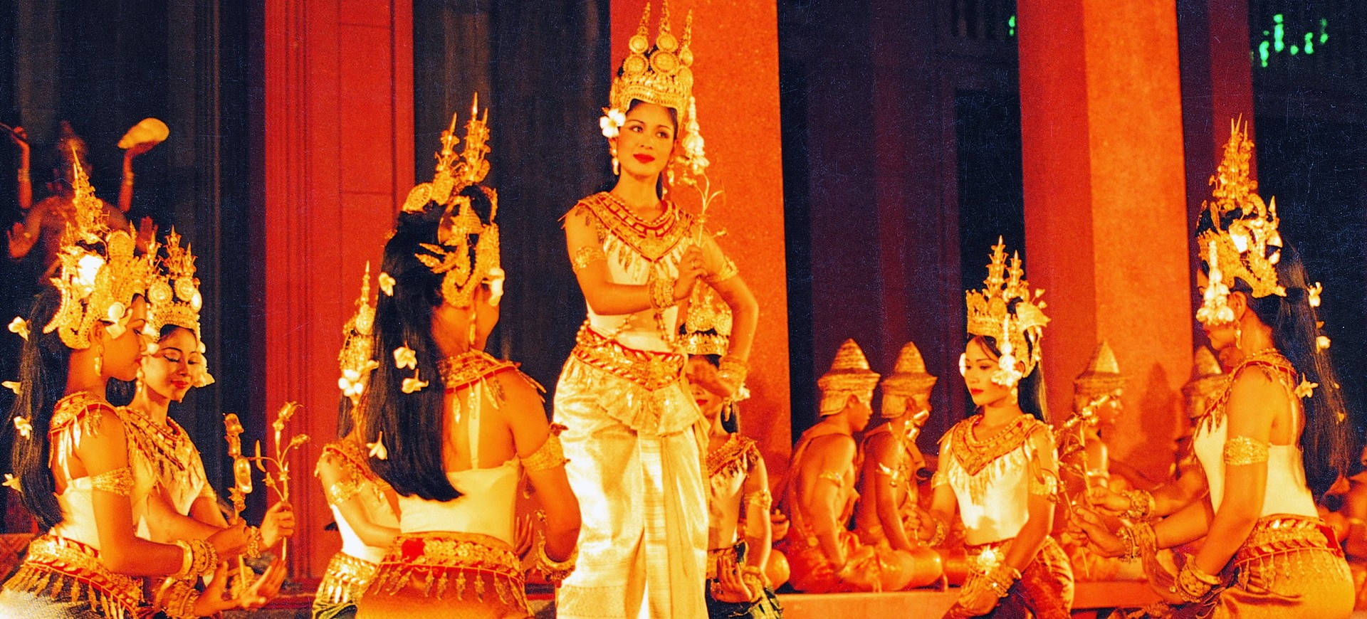Cambodge spectacle de danses classiques